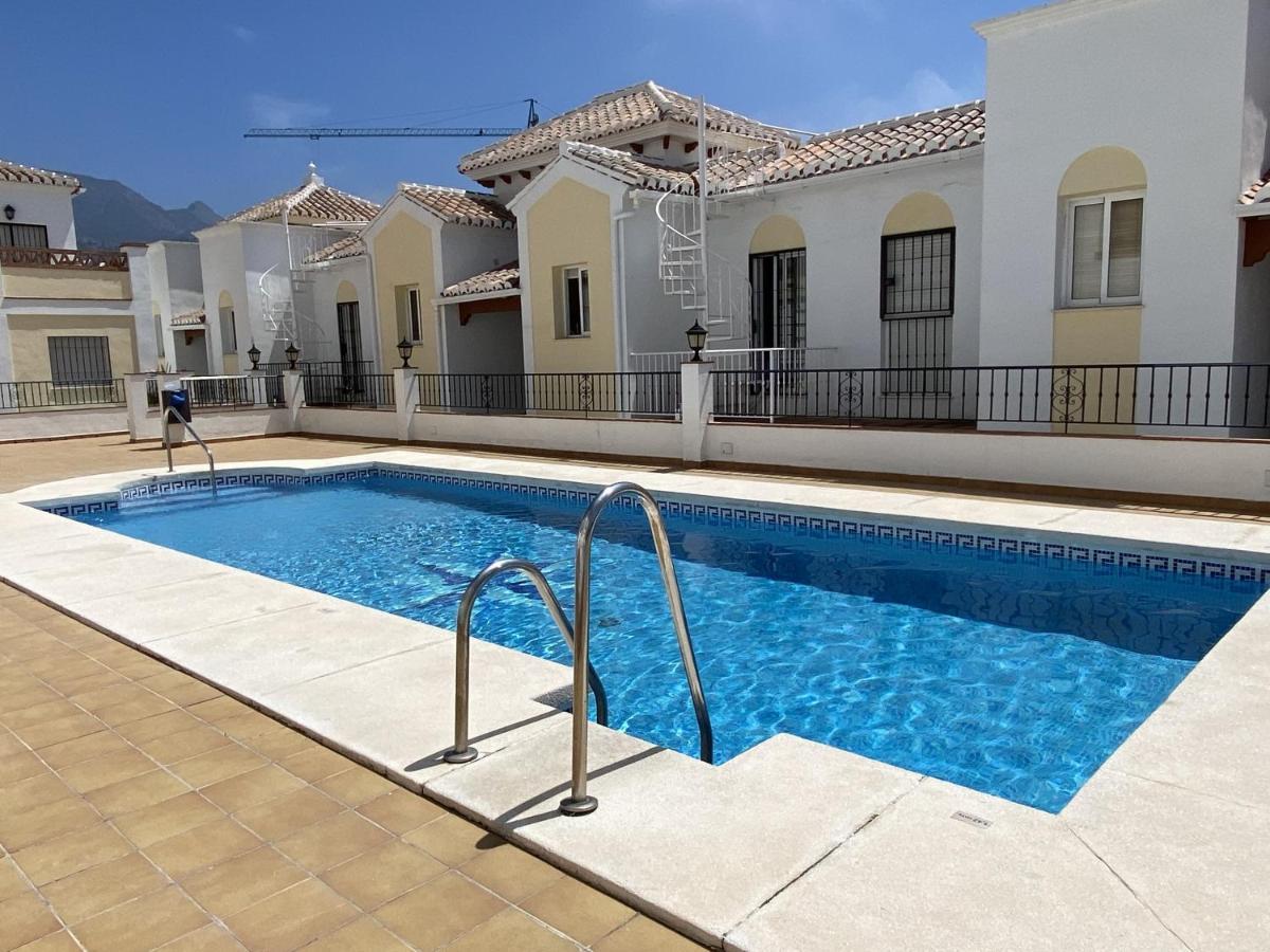 Chimenea Pinar 2 Apartments Casasol Nerja Luaran gambar