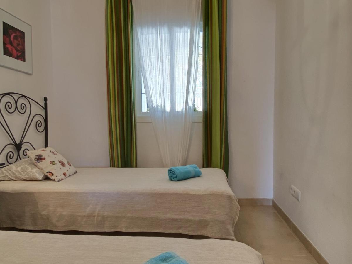 Chimenea Pinar 2 Apartments Casasol Nerja Luaran gambar